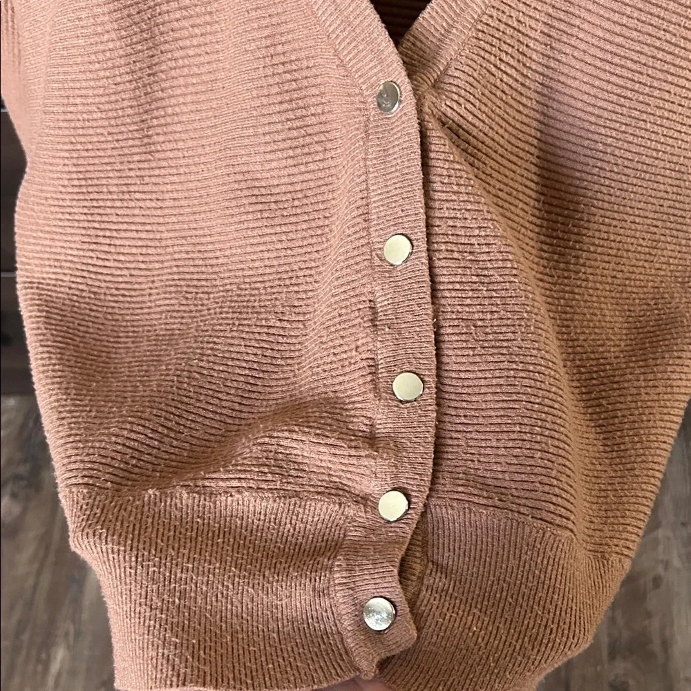 Tahari Camel Button-Up Women's Cardigan Very warm - Picture 4 of 7